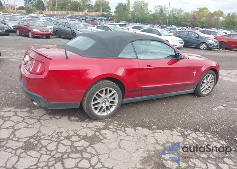 2012 Ford Mustang V6 Premium z USA, uszkodzony, nr VIN 1ZVBP8EM5C5273857